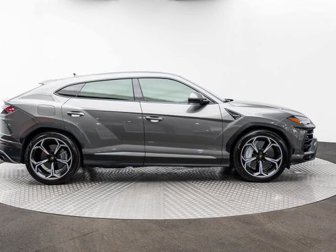Used 2022 Lamborghini Urus image 69