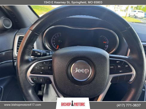 Used 2018 Jeep Grand Cherokee Limited AWD/4WD image 30