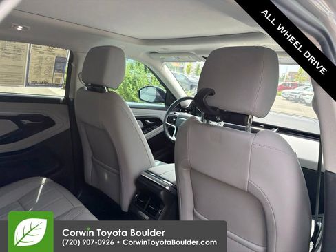 Used 2023 Land Rover Range Rover Evoque S AWD/4WD image 16