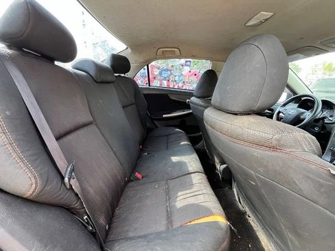 Used 2013 Toyota Corolla S Special Edition FWD image 29