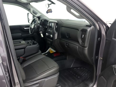 Used 2021 GMC Sierra 3500 4x4 Crew Cab w/ Convenience Package image 14