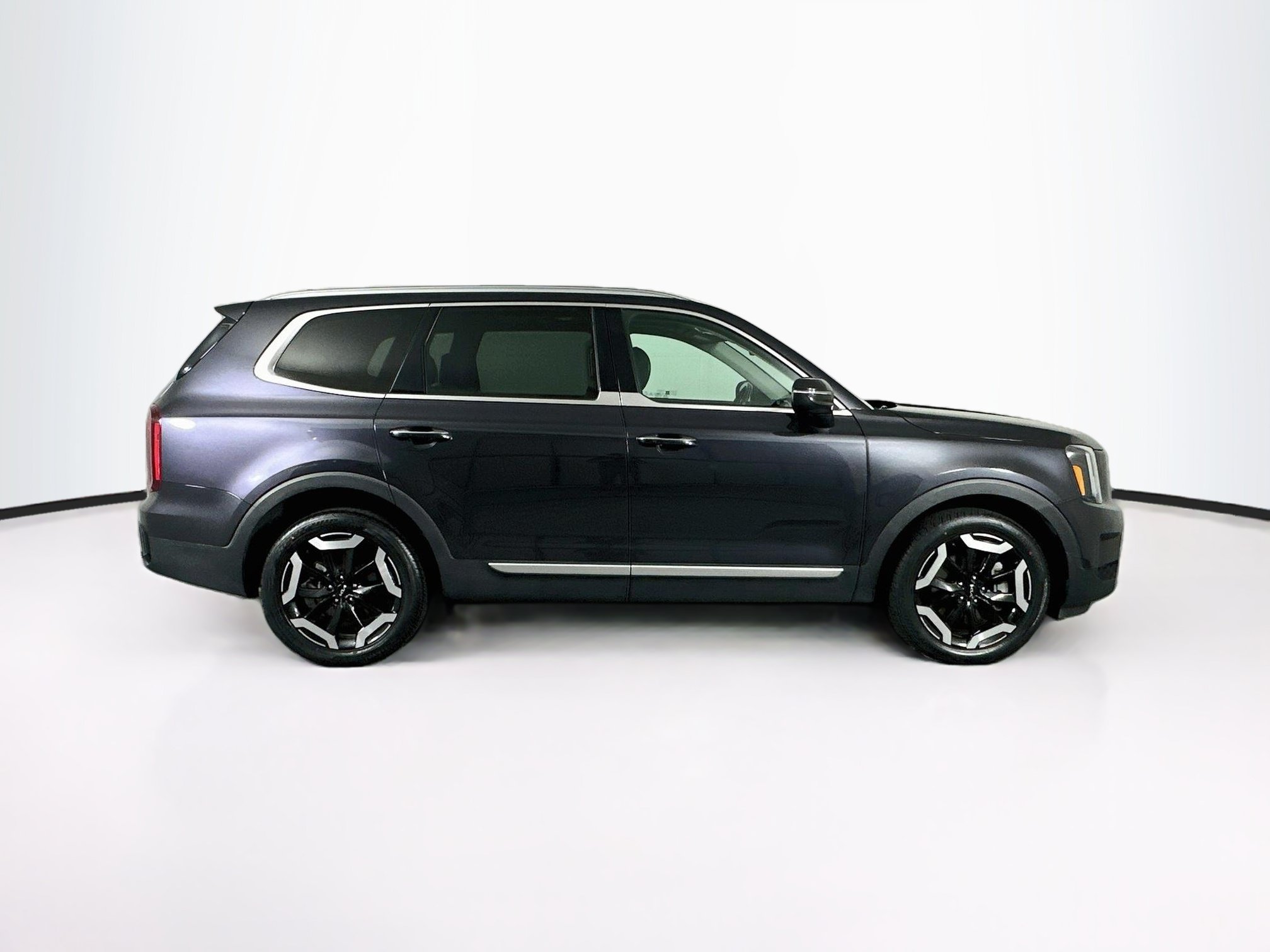 Used 2025 Kia Telluride S AWD/4WD image 10