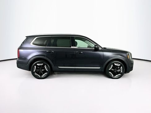 Used 2025 Kia Telluride S AWD/4WD image 10