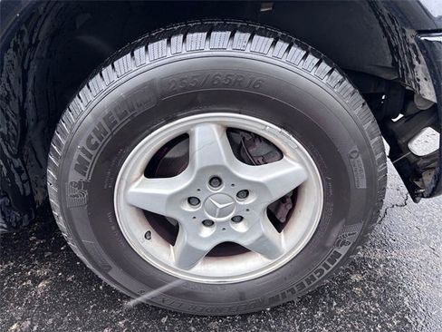 Used 2001 Mercedes-Benz ML 320 4MATIC image 26