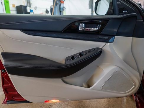 Used 2023 Nissan Maxima Platinum w/ Sport Mat Group image 15