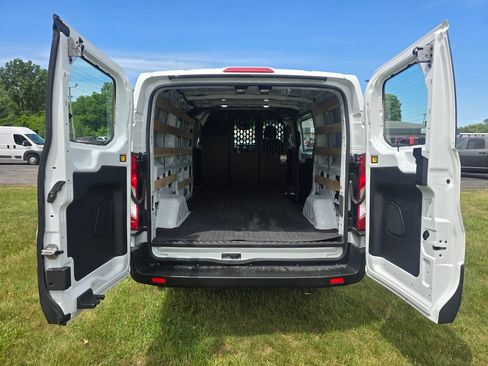 Used 2025 Ford Transit 250 Low Roof w/ Exterior Upgrade Package RWD image 13