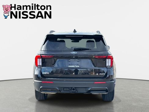 Used 2025 Ford Explorer ST-Line image 3