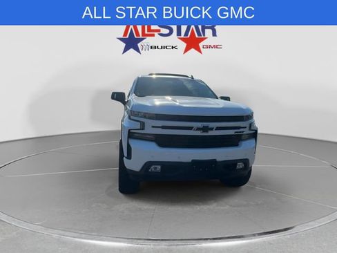 Used 2020 Chevrolet Silverado 1500 RST w/ Texas Edition AWD/4WD image 2