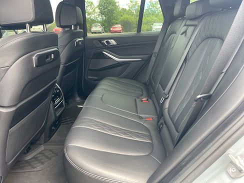 Used 2024 BMW X5 M60i AWD/4WD image 21