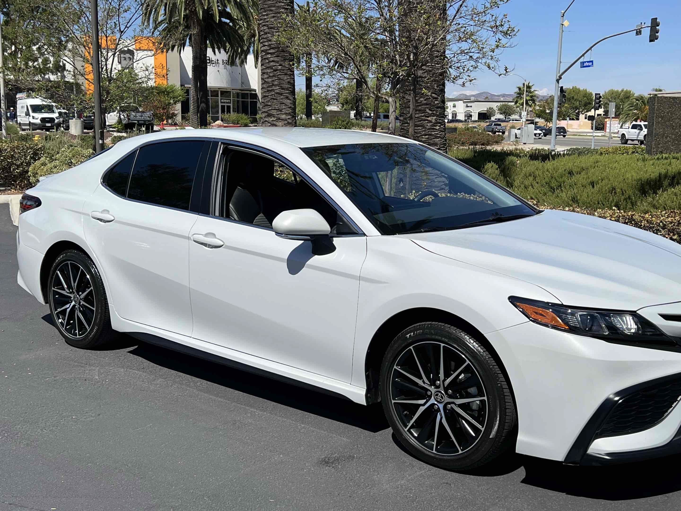 Used 2023 Toyota Camry SE w/ Convenience Package FWD image 20