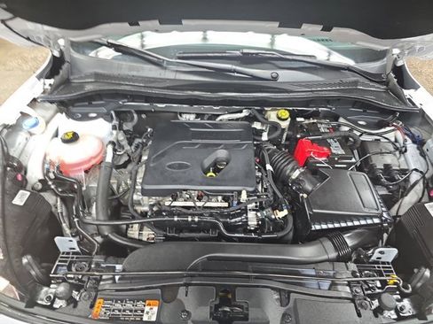 Used 2020 Ford Escape SE image 29