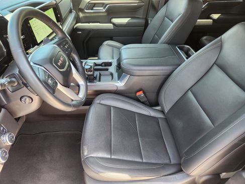 Used 2024 GMC Sierra 1500 SLT AWD/4WD image 11