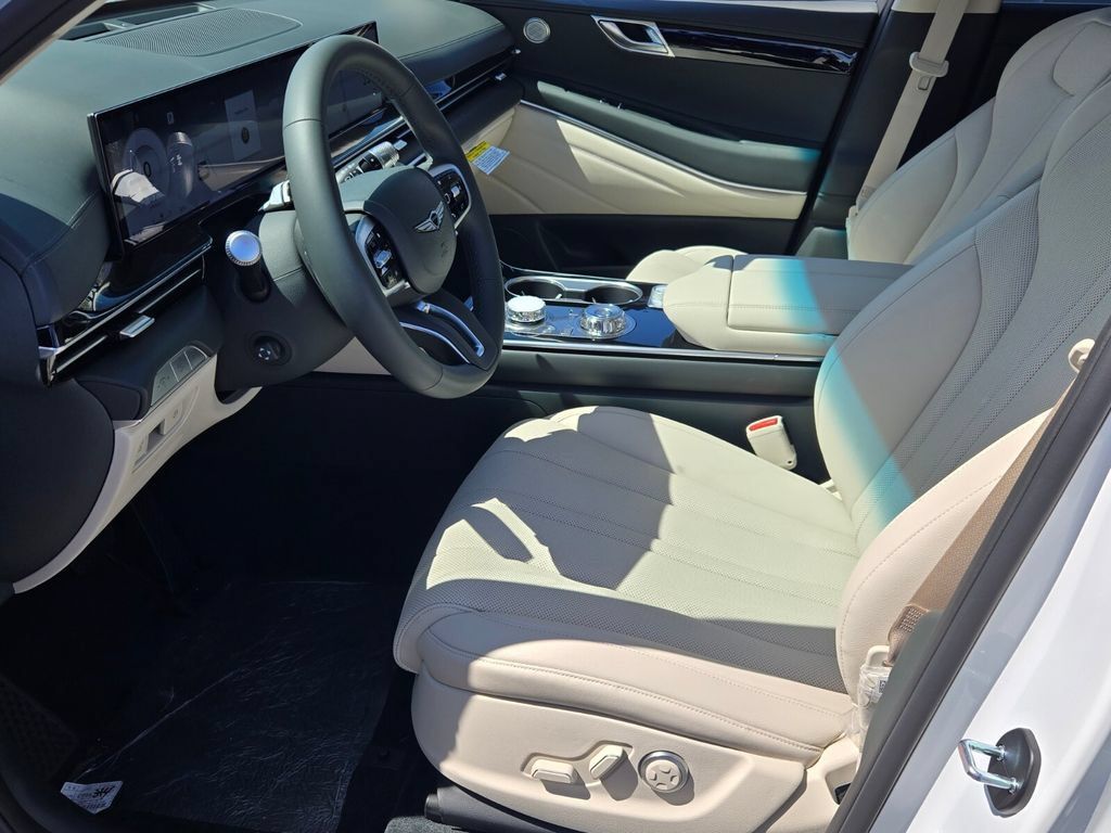 New 2026 Genesis GV80 2.5T RWD image 5