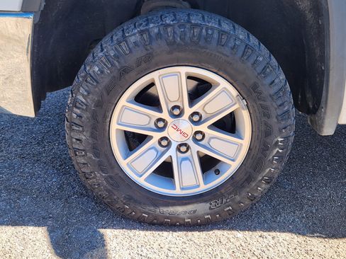 Used 2017 GMC Sierra 1500 SLE w/ SLE Value Package image 7