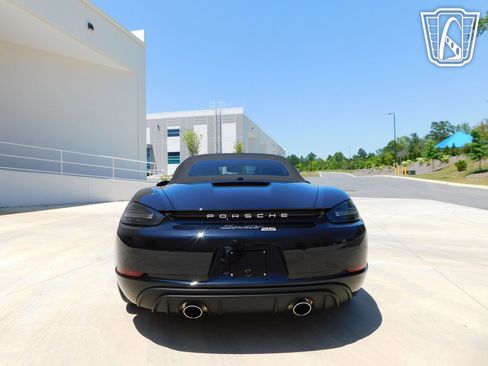 Used 2021 Porsche 718 Boxster image 23