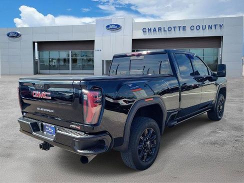 Used 2024 GMC Sierra 2500 AT4 w/ AT4 Premium Plus Package AWD/4WD image 5