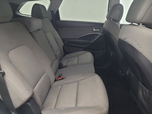Used 2018 Hyundai Santa Fe SE AWD/4WD image 19