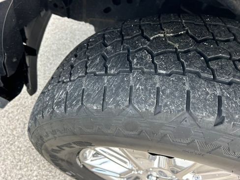 Used 2015 Ford F150 Lariat image 52