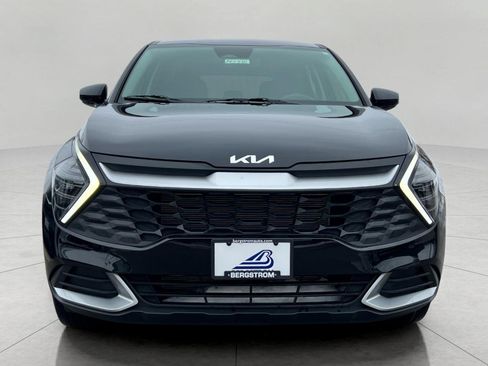 Used 2025 Kia Sportage LX image 6