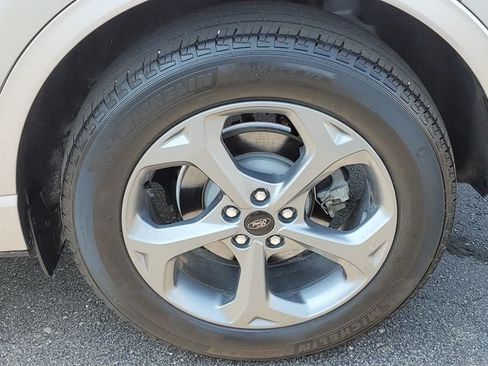 Used 2024 Ford Escape ST-Line w/ Tech Pack #1 AWD/4WD image 31