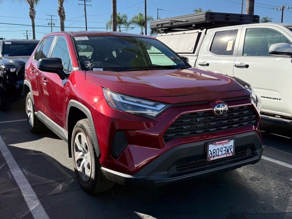 Used 2025 Toyota RAV4 LE FWD image 1