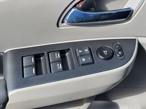 Used 2017 Honda Odyssey EX-L image 11