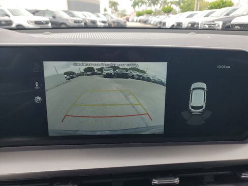 Used 2025 Kia Telluride LX FWD image 11