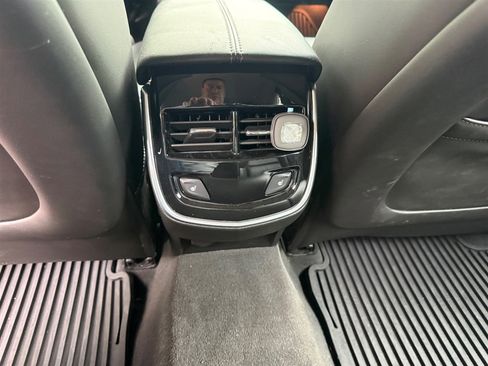 Used 2016 Cadillac XTS Luxury w/ Driver Awareness Package FWD image 15