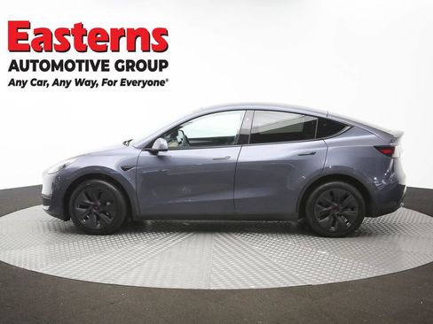 Used 2023 Tesla Model Y Long Range AWD/4WD image 55