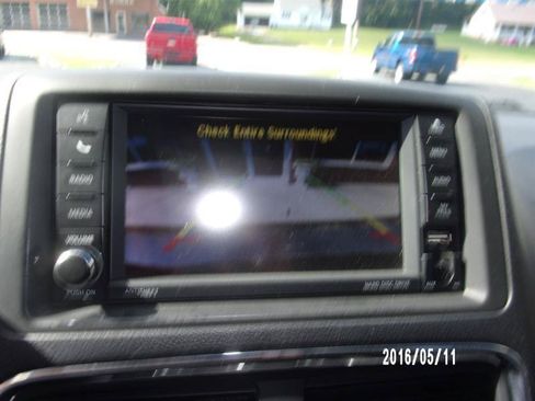 Used 2017 Dodge Grand Caravan SE w/ Power Window Group FWD image 21