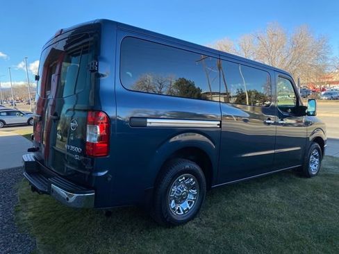 Used 2021 Nissan NV 3500 SL image 5