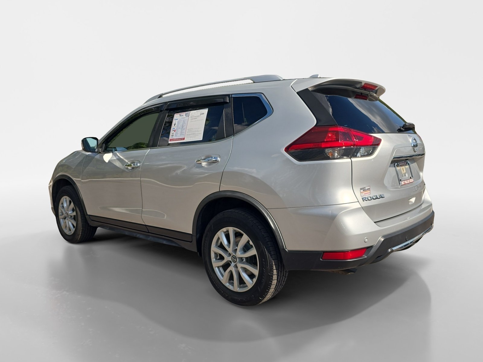 Used 2020 Nissan Rogue SV AWD/4WD image 3