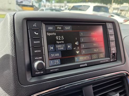 Used 2016 Dodge Grand Caravan SE w/ Quick Order Package 29E SE FWD image 22
