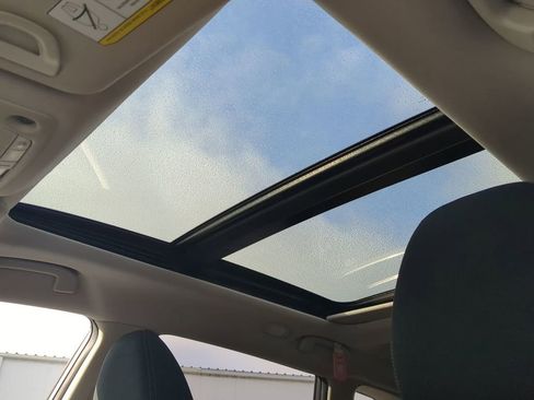 Certified 2019 Nissan Rogue SV w/ Sun & Sound Touring Package image 20