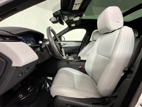 Used 2026 Land Rover Range Rover Velar S image 16
