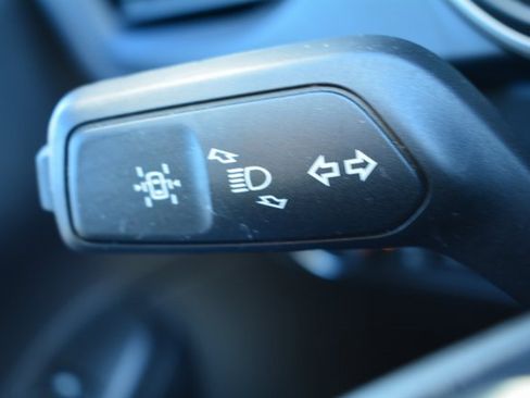 Used 2021 Ford Escape SEL image 40