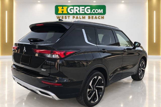 Used 2022 Mitsubishi Outlander SEL AWD/4WD image 7