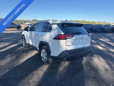 Used 2023 Toyota RAV4 LE image 3