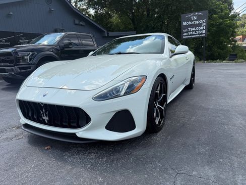 Used 2018 Maserati GranTurismo Sport RWD image 19