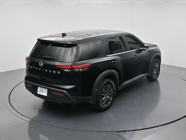 Used 2024 Nissan Pathfinder S FWD image 39