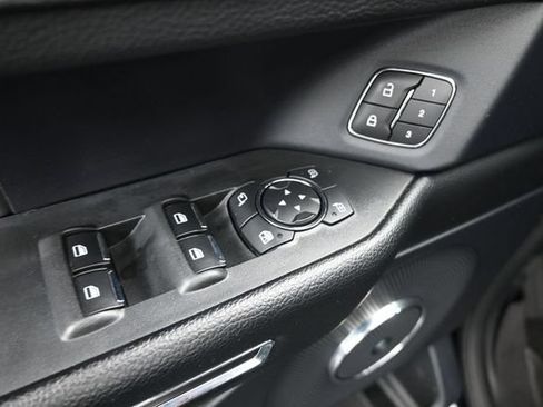 Used 2021 Ford Expedition Max Limited RWD image 13