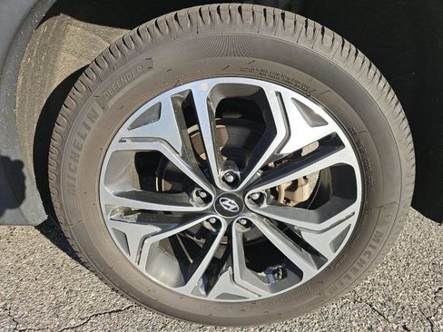 Used 2019 Hyundai Santa Fe Limited FWD image 26