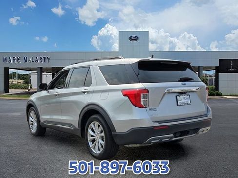 Certified 2024 Ford Explorer XLT w/ Equipment Group 202A RWD image 3