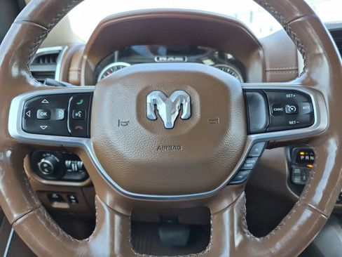 Used 2019 RAM 1500 Laramie AWD/4WD image 20