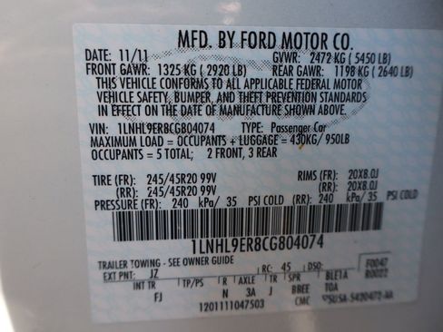 Used 2012 Lincoln MKS AWD image 46