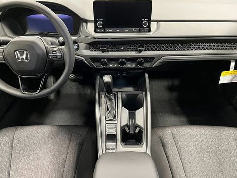 Certified 2023 Honda Accord LX image 20