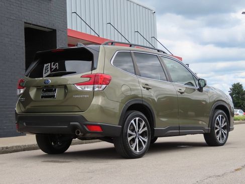 Used 2024 Subaru Forester Limited AWD/4WD image 4