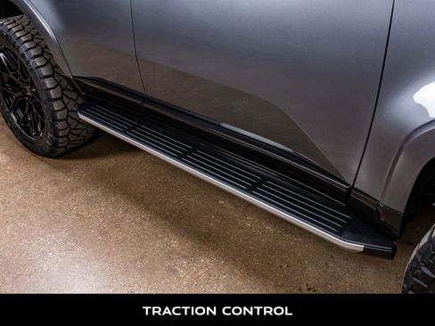 Used 2025 Lexus GX 550 w/ Cold Area Package image 13