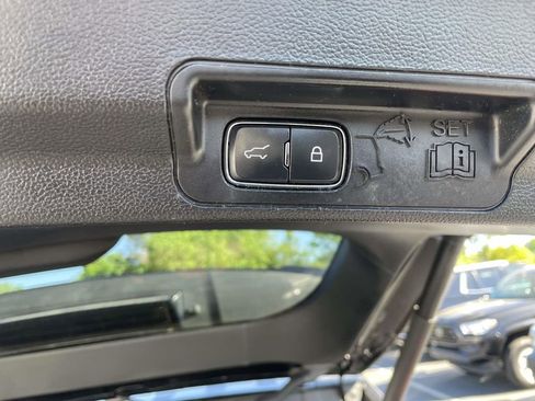 Used 2020 Ford Explorer Platinum image 49