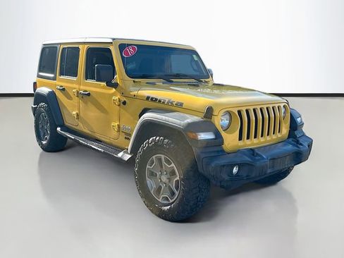 Used 2018 Jeep Wrangler Unlimited Sport S AWD/4WD image 3